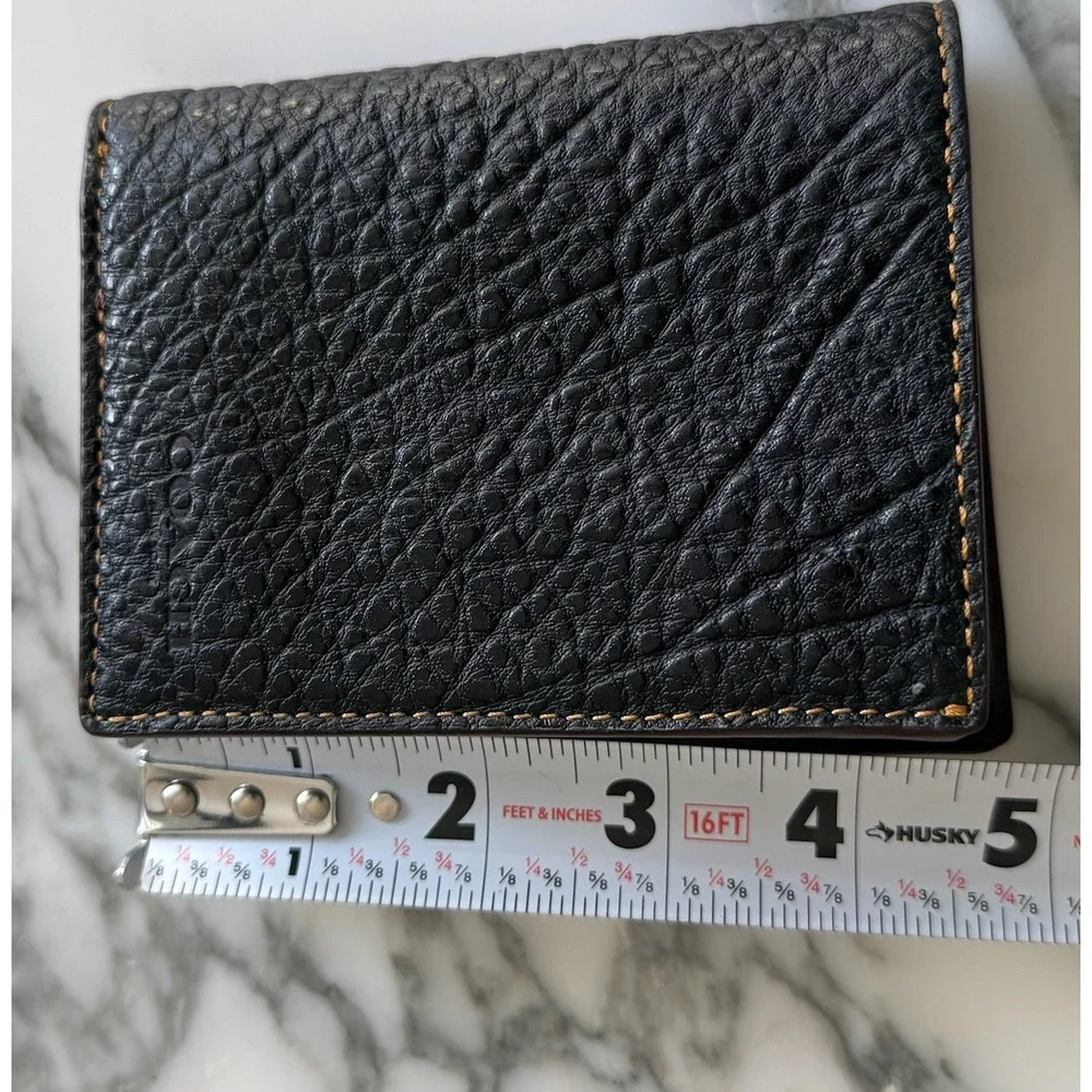 Coach Mens Black Pebble Leather Bifold Wallet Burgundy Interior Zipper Pocket
